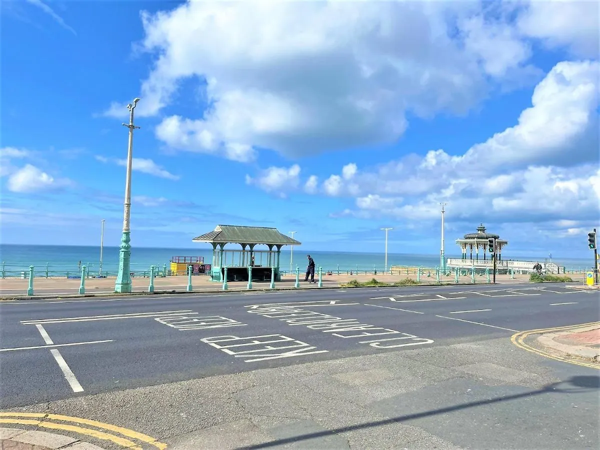 Central Brighton Location I One Bedroom Flat I Sleep 3